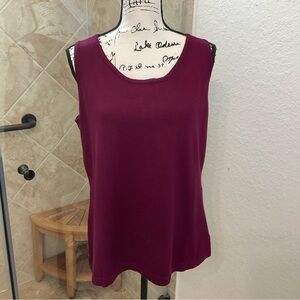 530- Whisper Knit NEW Purple Sleeveless Top, Size Large. Rayon Blend.
